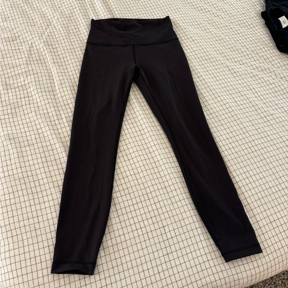 Women’s medium lululemon leggings